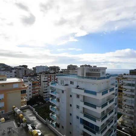 Yekta Atrium Two-room For Rent Just 350 Meters From The Sea In Mahmutlar, Comfortable Living By The Coast Апартаменты
