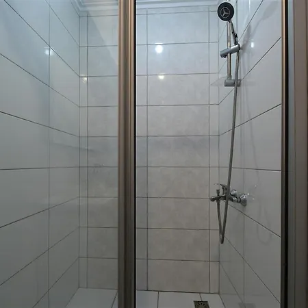 Yekta Atrium Two-room For Rent Just 350 Meters From The Sea In Mahmutlar, Comfortable Living By The Coast Lägenhet Alanya
